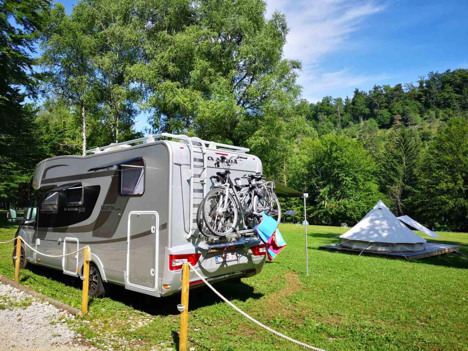 Eco River Camp - Pitches 라도블리차 외부 사진