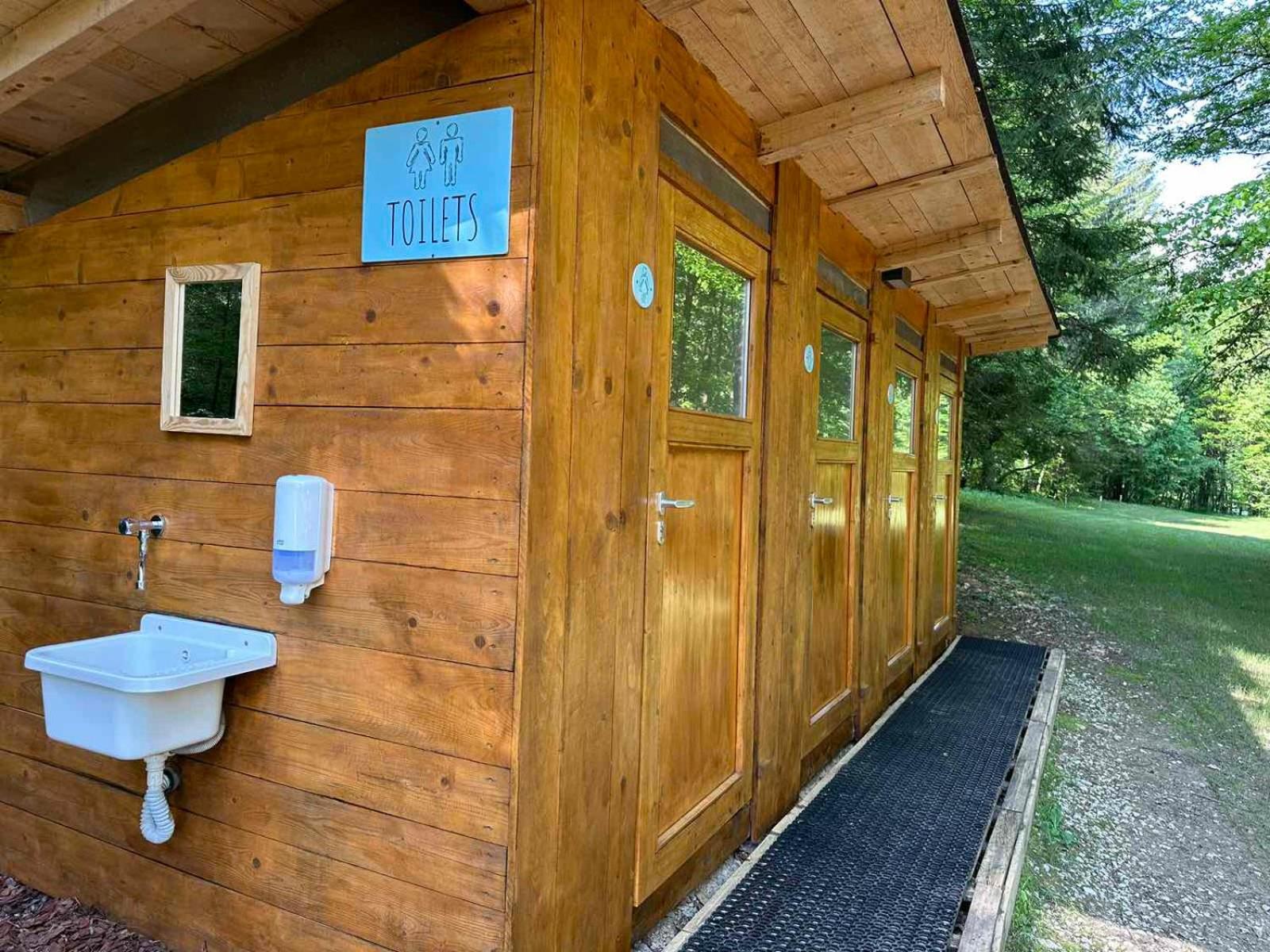 Eco River Camp - Pitches 라도블리차 외부 사진